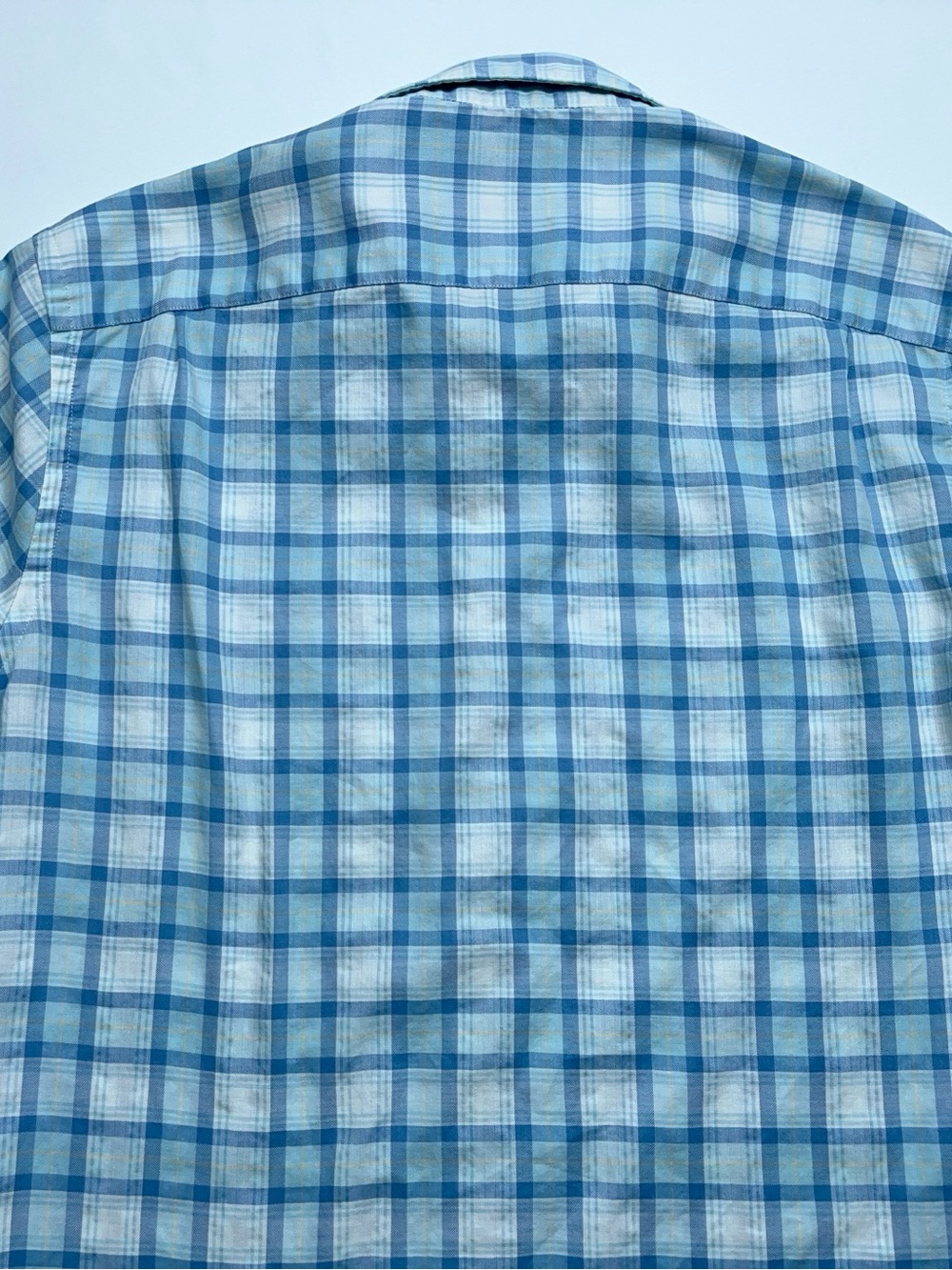 FAHERTY Button Down Shirt Mens Size Medium Long Sleeve Blue Plaid Huckberry - Picture 13 of 15